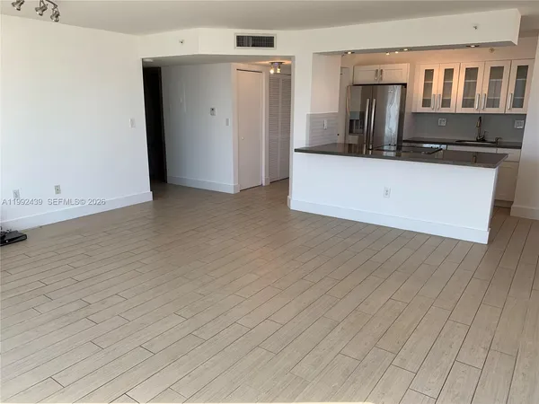 $4,500 | 1688 West Avenue, Unit 1008, Miami Beach, FL 33139