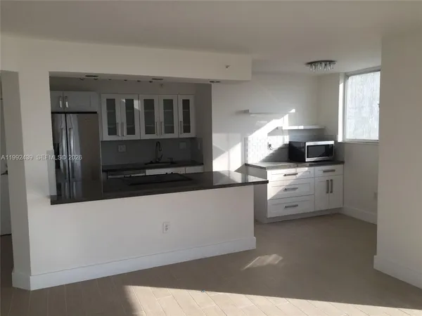 $4,500 | 1688 West Avenue, Unit 1008, Miami Beach, FL 33139