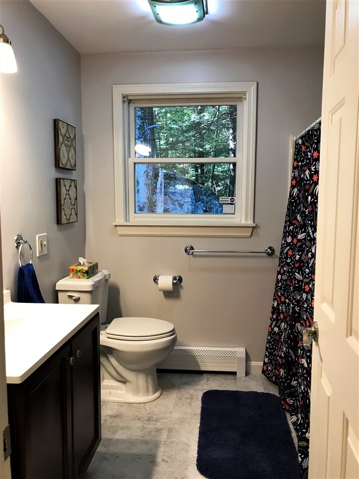 44 Jonathan Avenue Rochester, NH 03839 - Photo 14 of 35