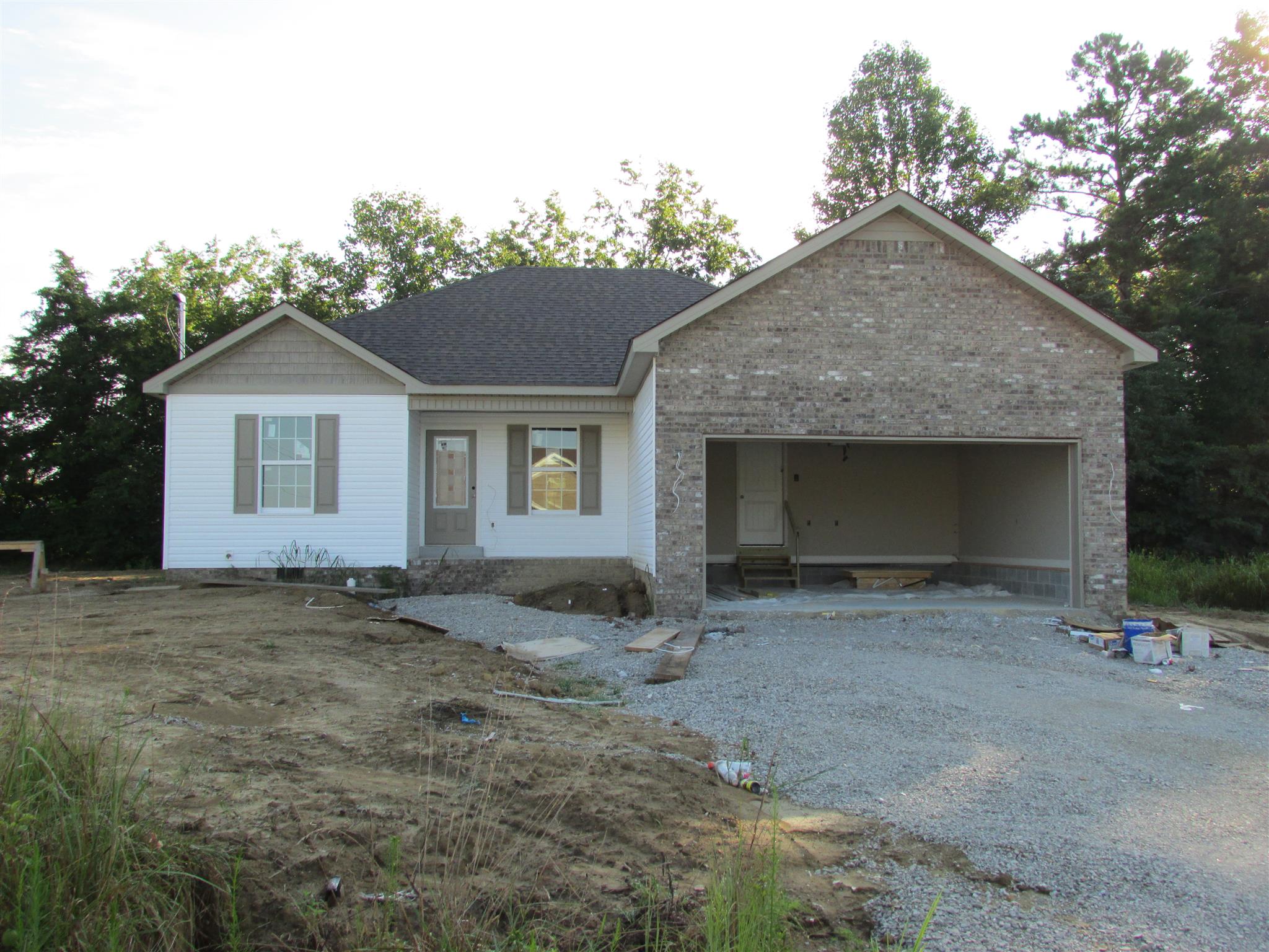 139 Ridge Street Manchester, TN 37355 - Photo 1 of 12 Gallery Image 1