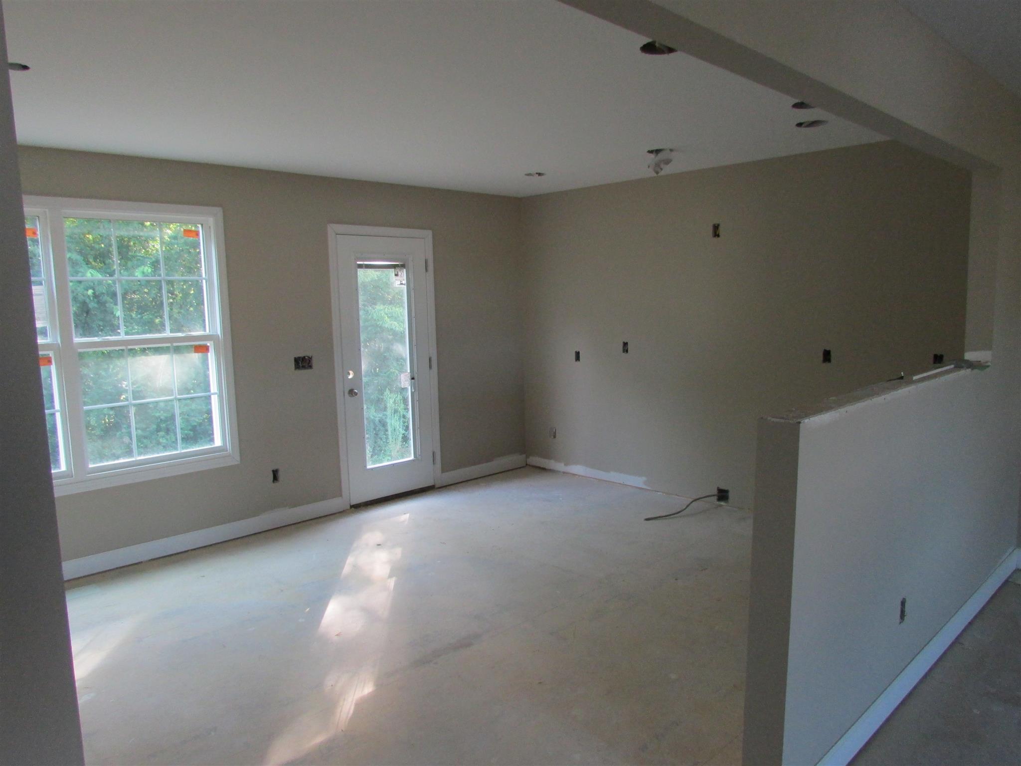 139 Ridge Street Manchester, TN 37355 - Photo 6 of 12 Gallery Image 6