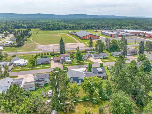 $265,000 | 27 Astor Road, Babbitt, MN 55706