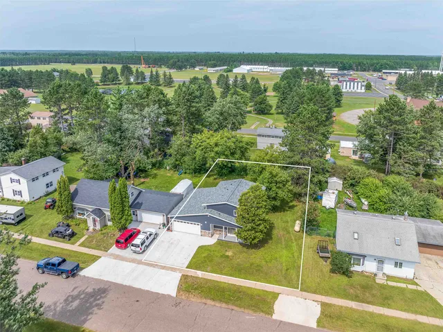 $265,000 | 27 Astor Road, Babbitt, MN 55706