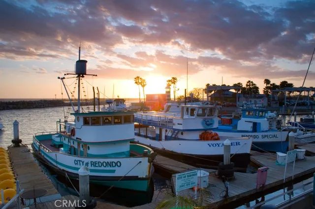 a view of a terrace with sitting area