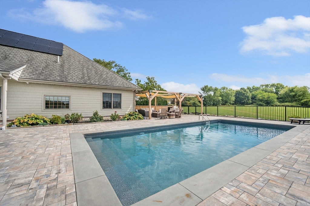 495 Bushee Road Swansea, MA 02777 - Photo 32 of 42 Gallery Image 32