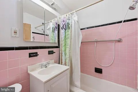 $485,000 | 5301 Westbard Circle, Unit 334, Bethesda, MD 20816