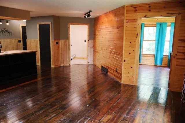 $379,900 | 2113 80th Street, Somerset, WI 54025