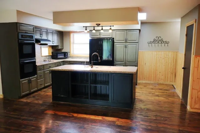 $379,900 | 2113 80th Street, Somerset, WI 54025