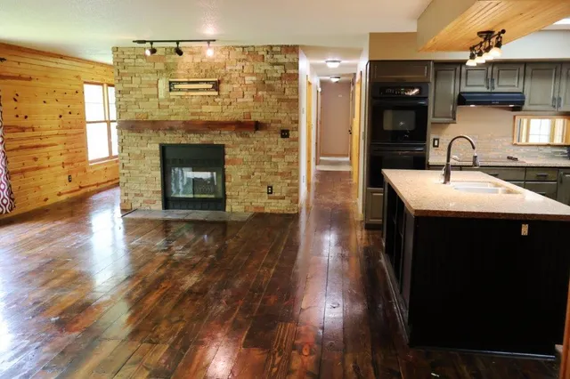 $379,900 | 2113 80th Street, Somerset, WI 54025