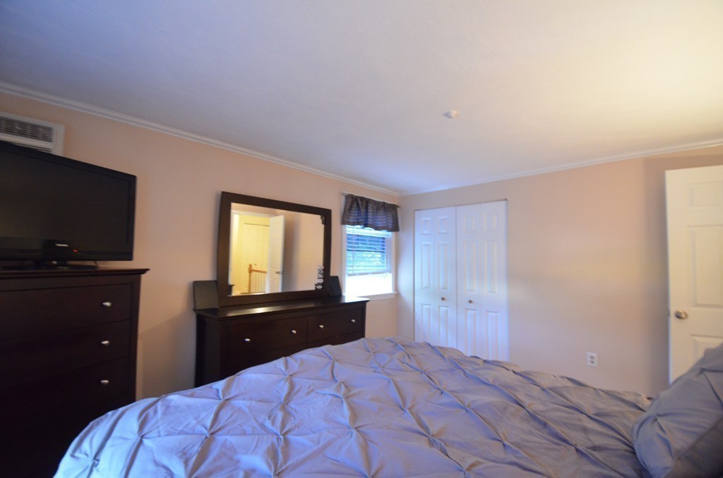 11 Lincoln Road, Unit 2 Woburn, MA 01801 - Photo 11 of 21 Gallery Image 11