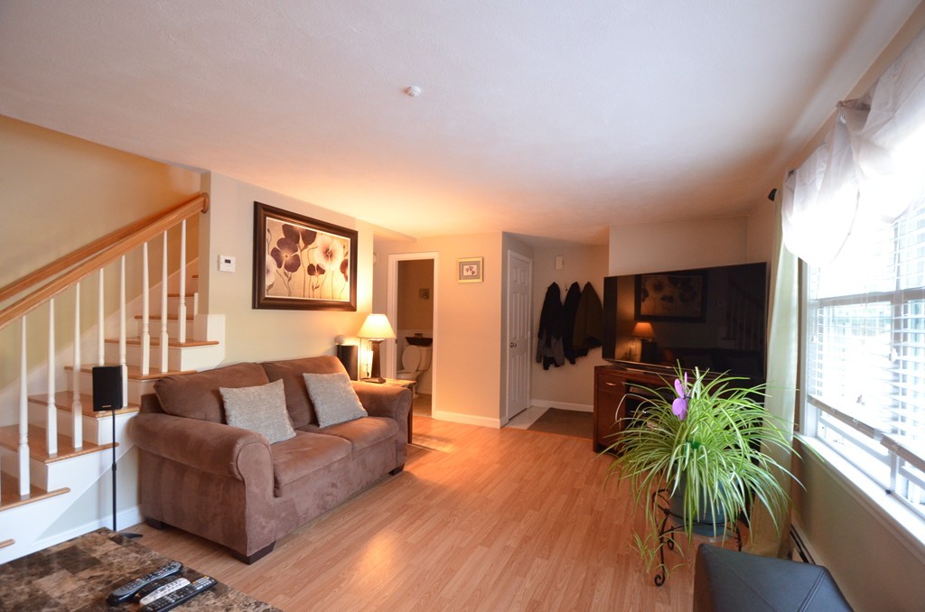11 Lincoln Road, Unit 2 Woburn, MA 01801 - Photo 2 of 21 Gallery Image 2