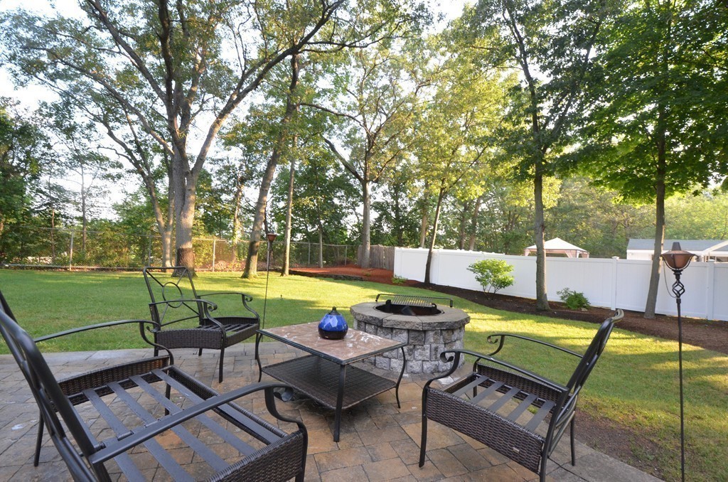 11 Lincoln Road, Unit 2 Woburn, MA 01801 - Photo 21 of 21 Gallery Image 21