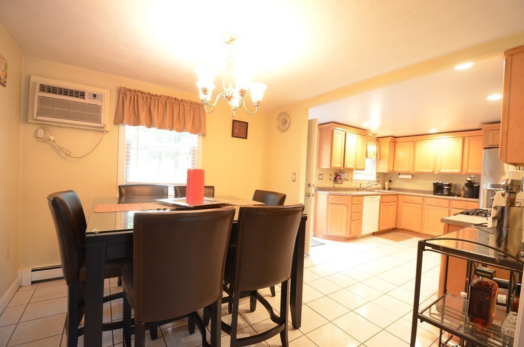 11 Lincoln Road, Unit 2 Woburn, MA 01801 - Photo 7 of 21 Gallery Image 7
