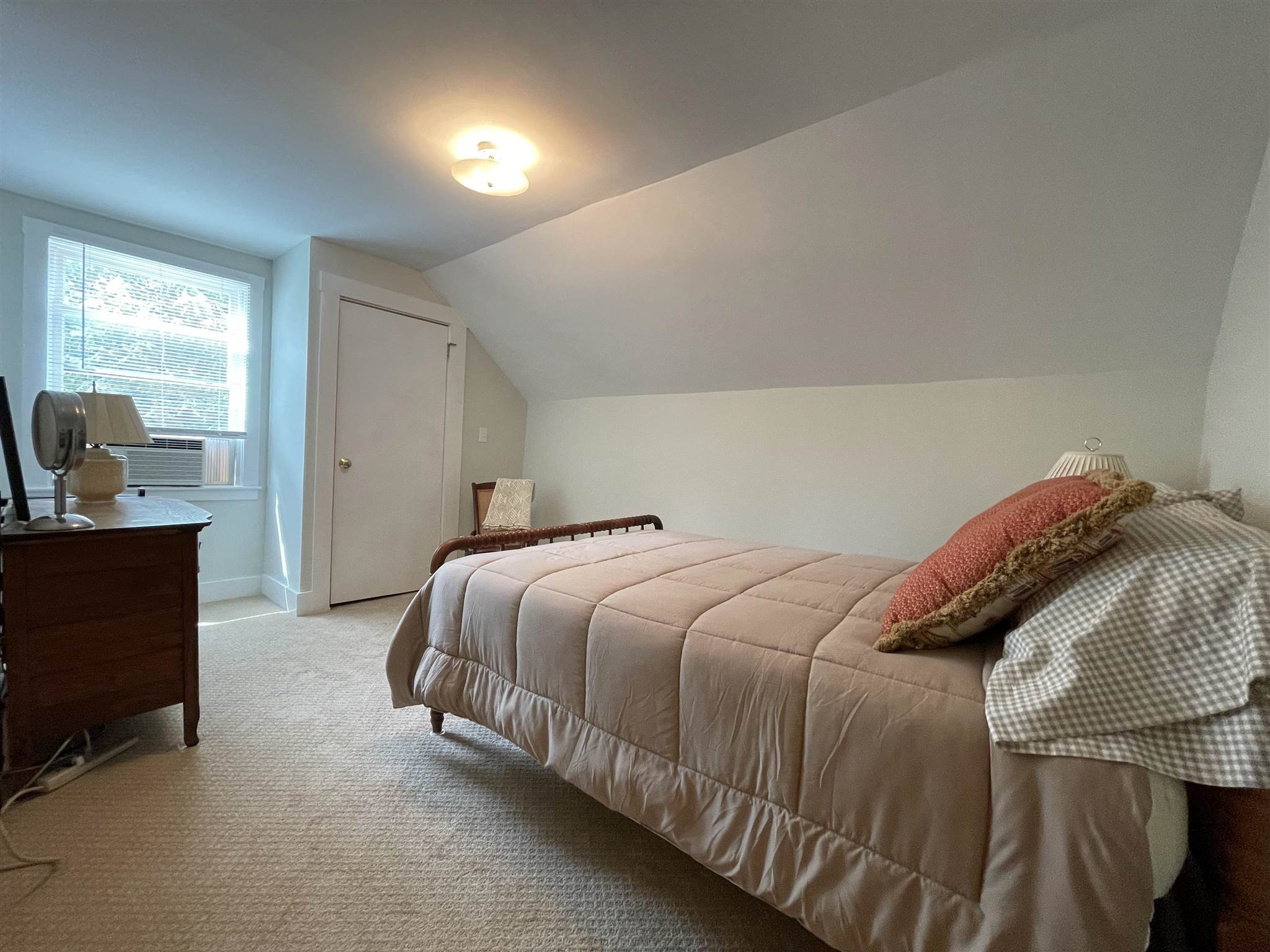 195 Adams Street Rutland, VT 05701 - Photo 19 of 29