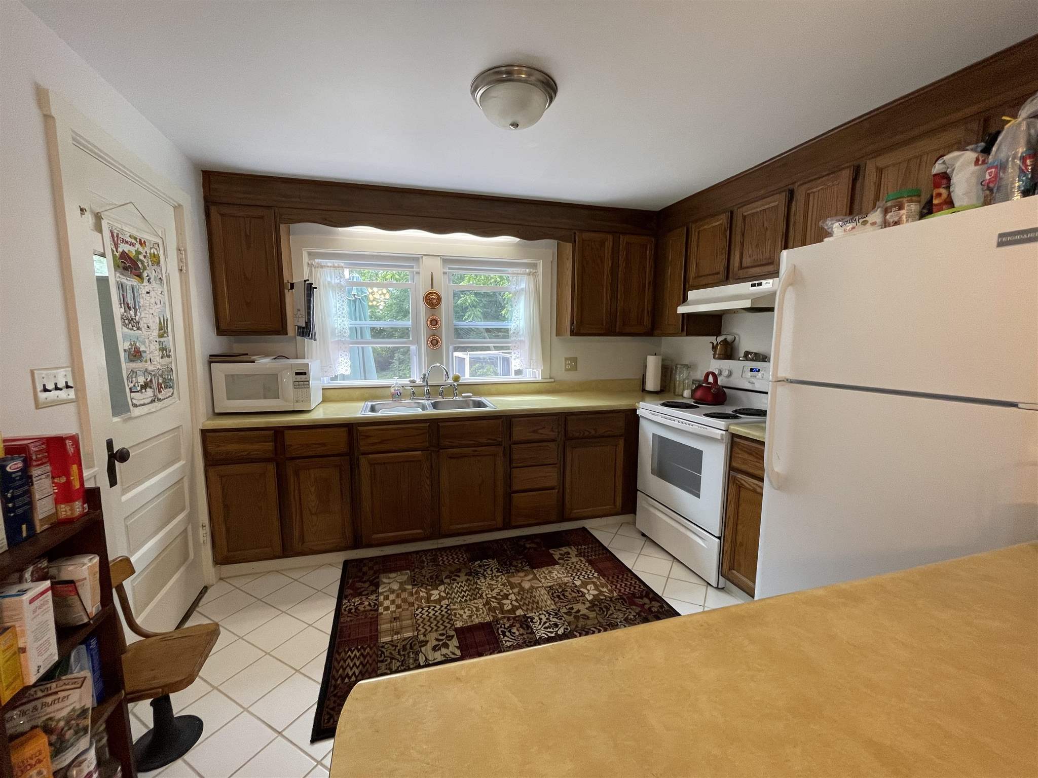 195 Adams Street Rutland, VT 05701 - Photo 5 of 29