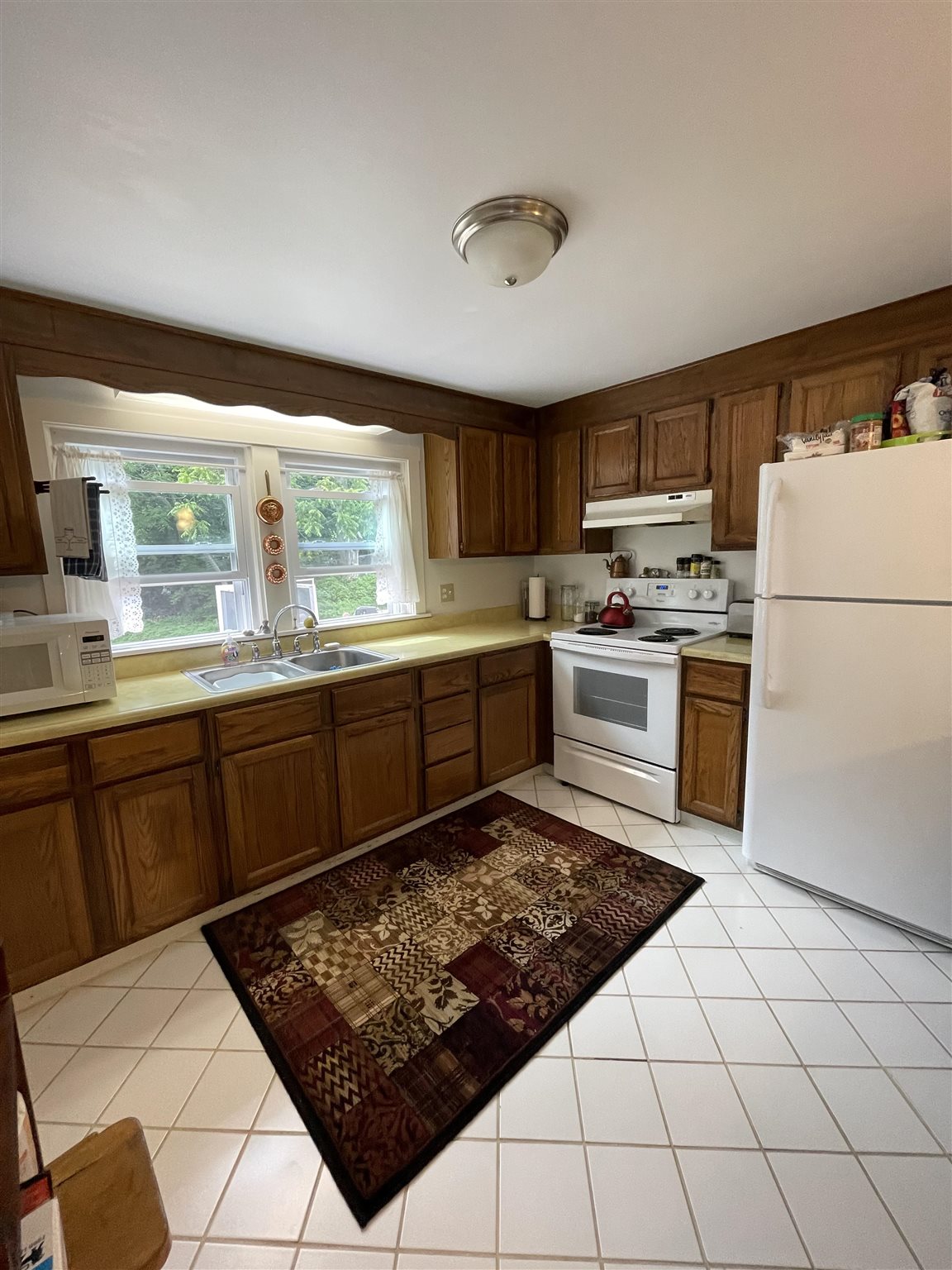 195 Adams Street Rutland, VT 05701 - Photo 6 of 29