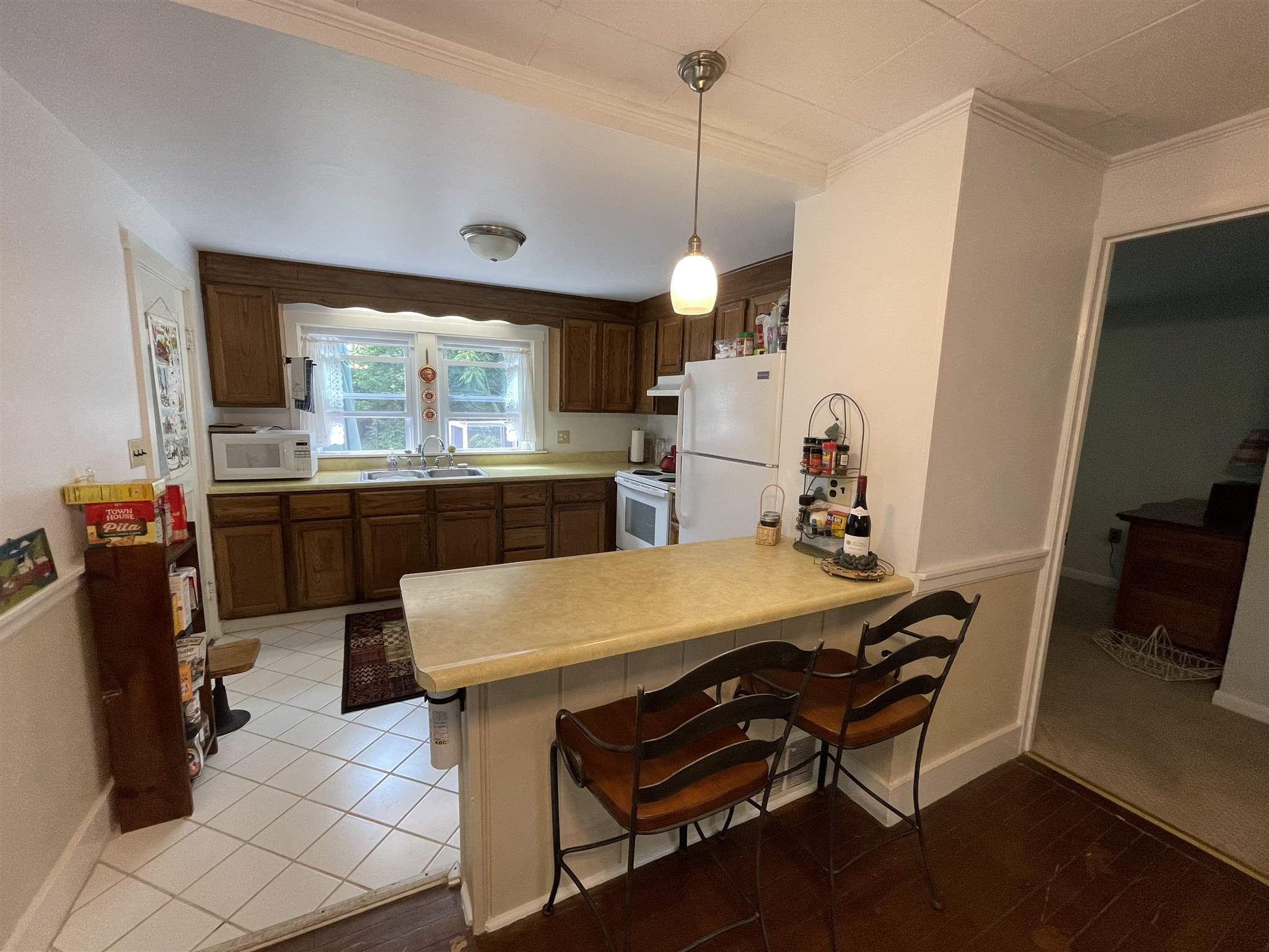 195 Adams Street Rutland, VT 05701 - Photo 7 of 29