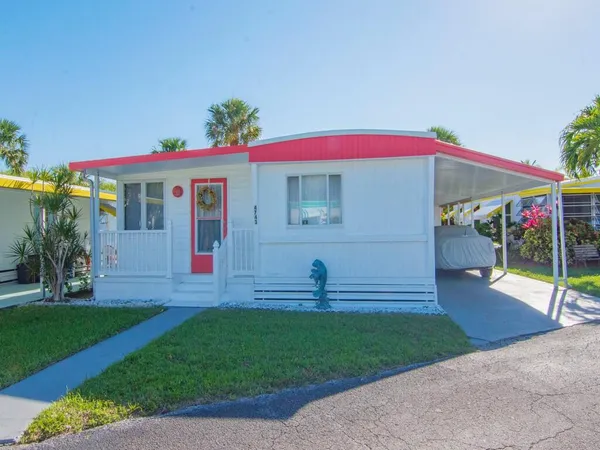 $159,000 | 4743 Northeast Blue Heron Lane, Unit 7, Jensen Beach, FL 34957