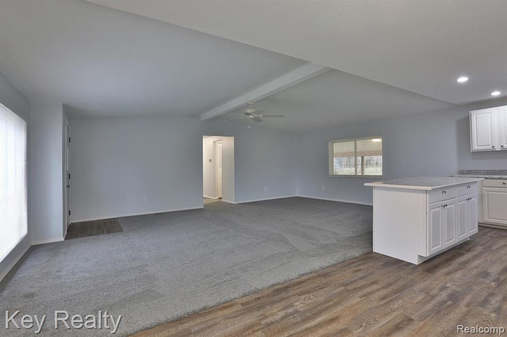 12920 Grafton Road Carleton, MI 48117 - Photo 6 of 20