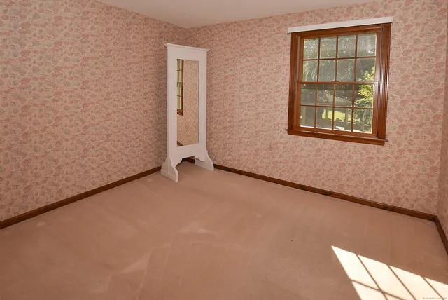 $599,000 | 266 Farmington Avenue, Berlin, CT 06037