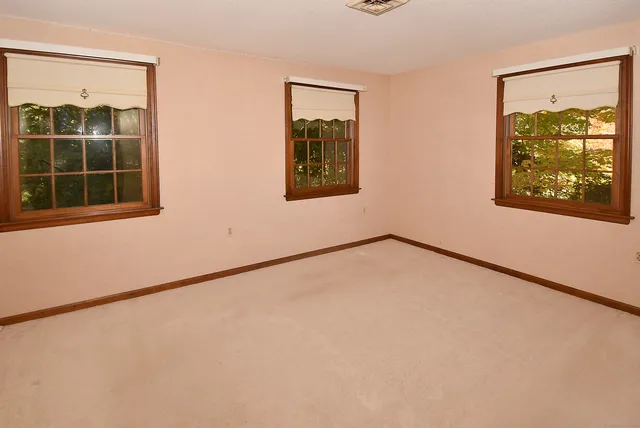 $599,000 | 266 Farmington Avenue, Berlin, CT 06037