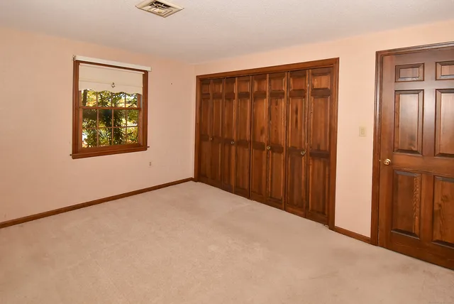 $599,000 | 266 Farmington Avenue, Berlin, CT 06037