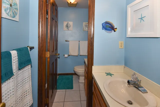 $599,000 | 266 Farmington Avenue, Berlin, CT 06037