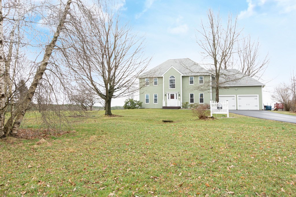 113 Happy Hollow Road Oakham, MA 01068 - Photo 3 of 41 Gallery Image 3