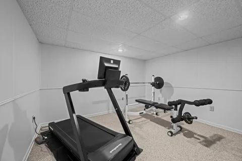 $750,000 | 12 Thornfield Lane, Hawthorn Woods, IL 60047