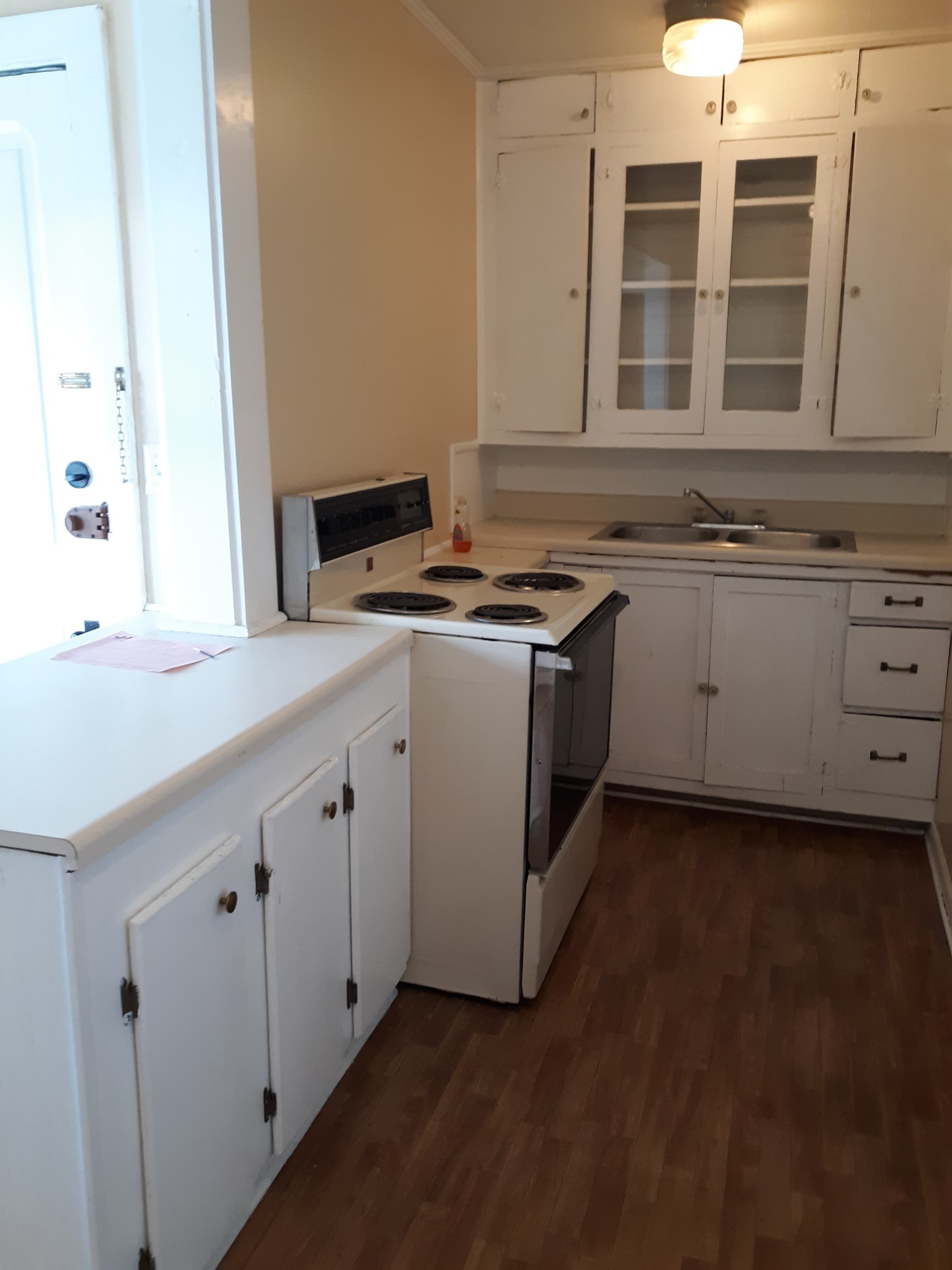 118 North 3rd Street, Unit 5 Pulaski, TN 38478 - Photo 3 of 10