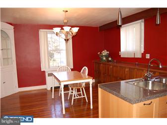 232 Hazelwood Road Aldan, PA 19018 - Photo 3 of 6 Gallery Image 3