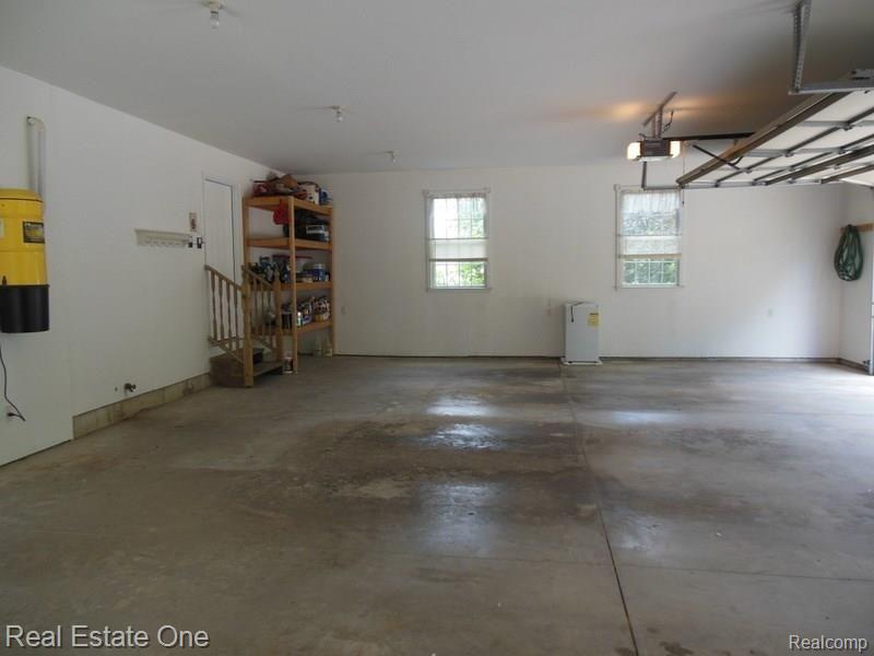 10155 Roberts Road Gregory, MI 48137 - Photo 69 of 89 DSCN0957.jpg