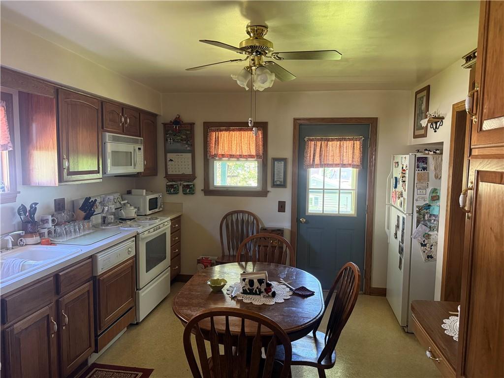 465 South State Line Road Sharon, PA 16146 - Photo 6 of 23