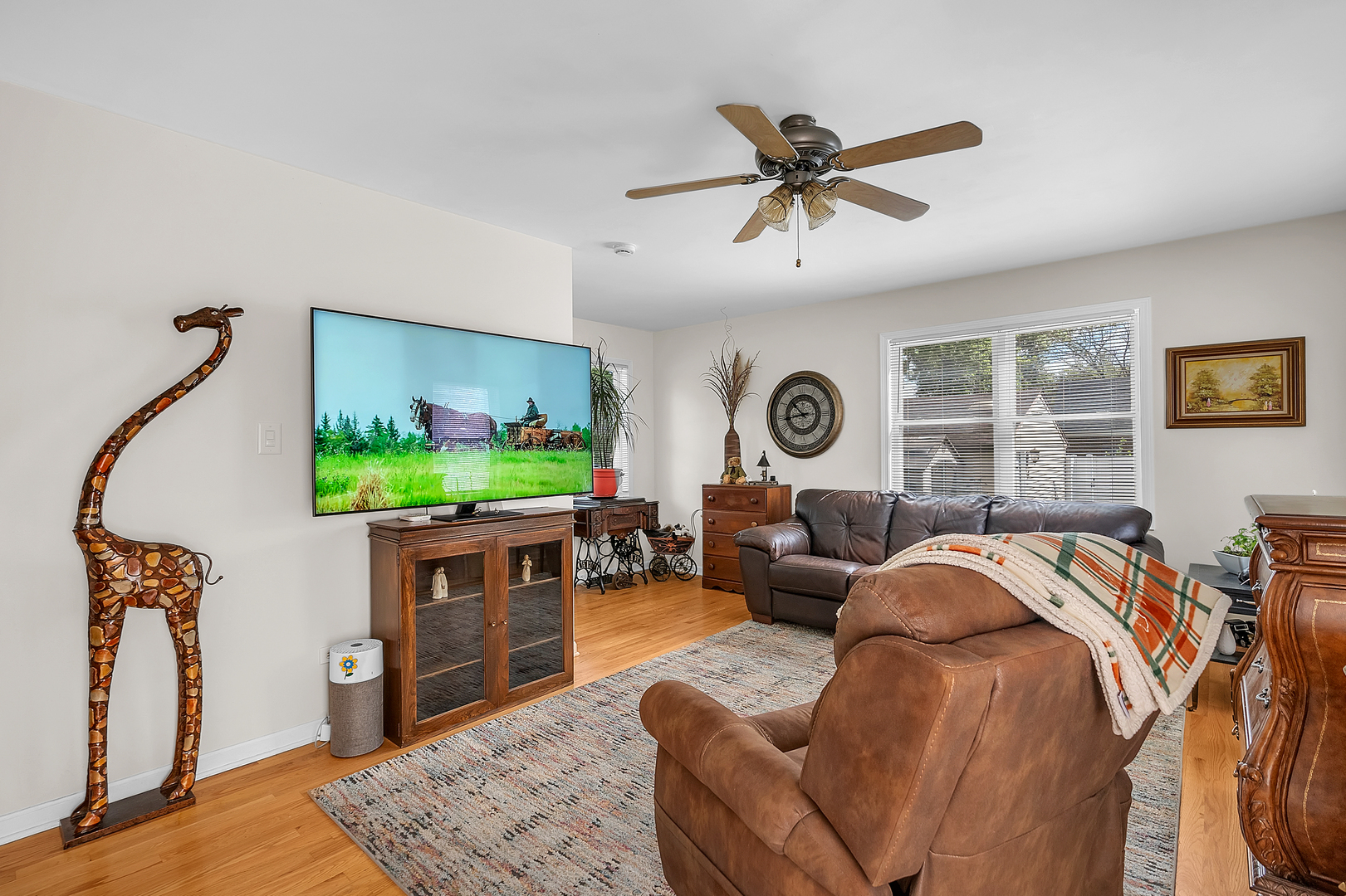 17803 Escanaba Avenue Lansing, IL 60438 - Photo 7 of 19