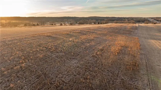 $399,000 | East 220th Lane, Bethany, MO 64424