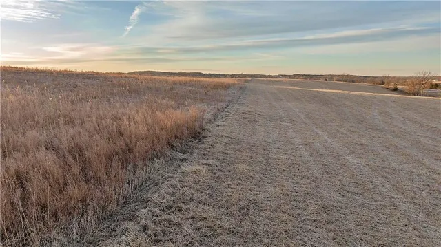 $399,000 | East 220th Lane, Bethany, MO 64424