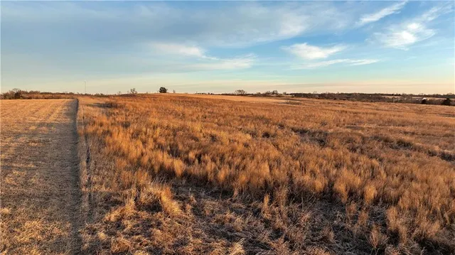 $399,000 | East 220th Lane, Bethany, MO 64424