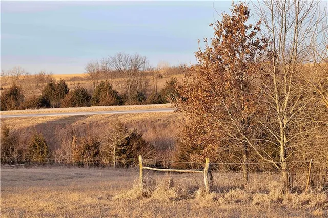 $399,000 | East 220th Lane, Bethany, MO 64424