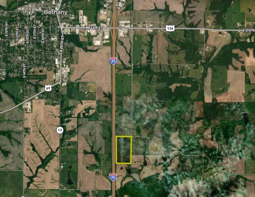 East 220th Lane Bethany, MO 64424 - Photo 7 of 57