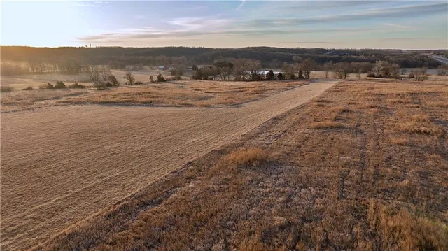 $399,000 | East 220th Lane, Bethany, MO 64424