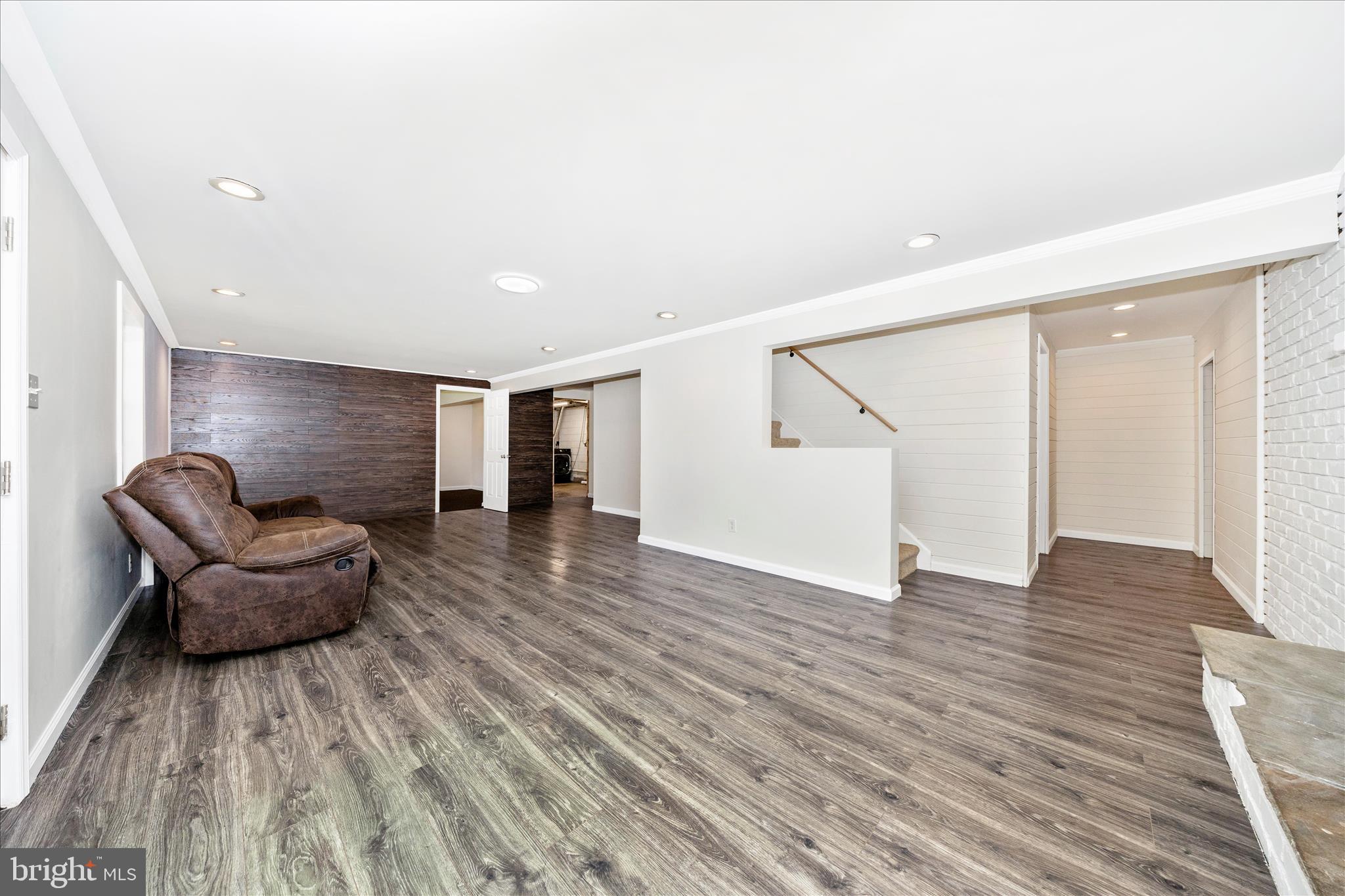 3007 Green Valley Road Ijamsville, MD 21754 - Photo 25 of 53 Family Room