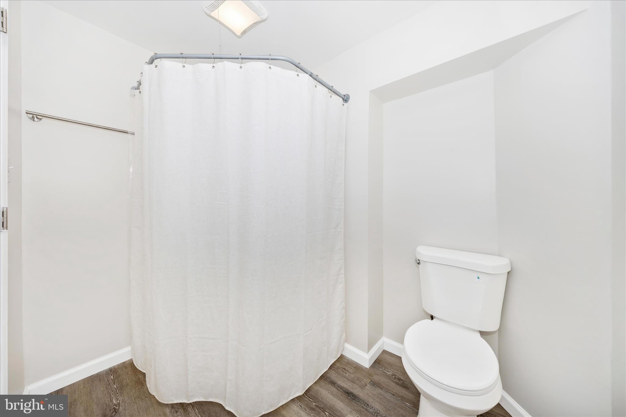3007 Green Valley Road Ijamsville, MD 21754 - Photo 33 of 53 Hall Bathroom