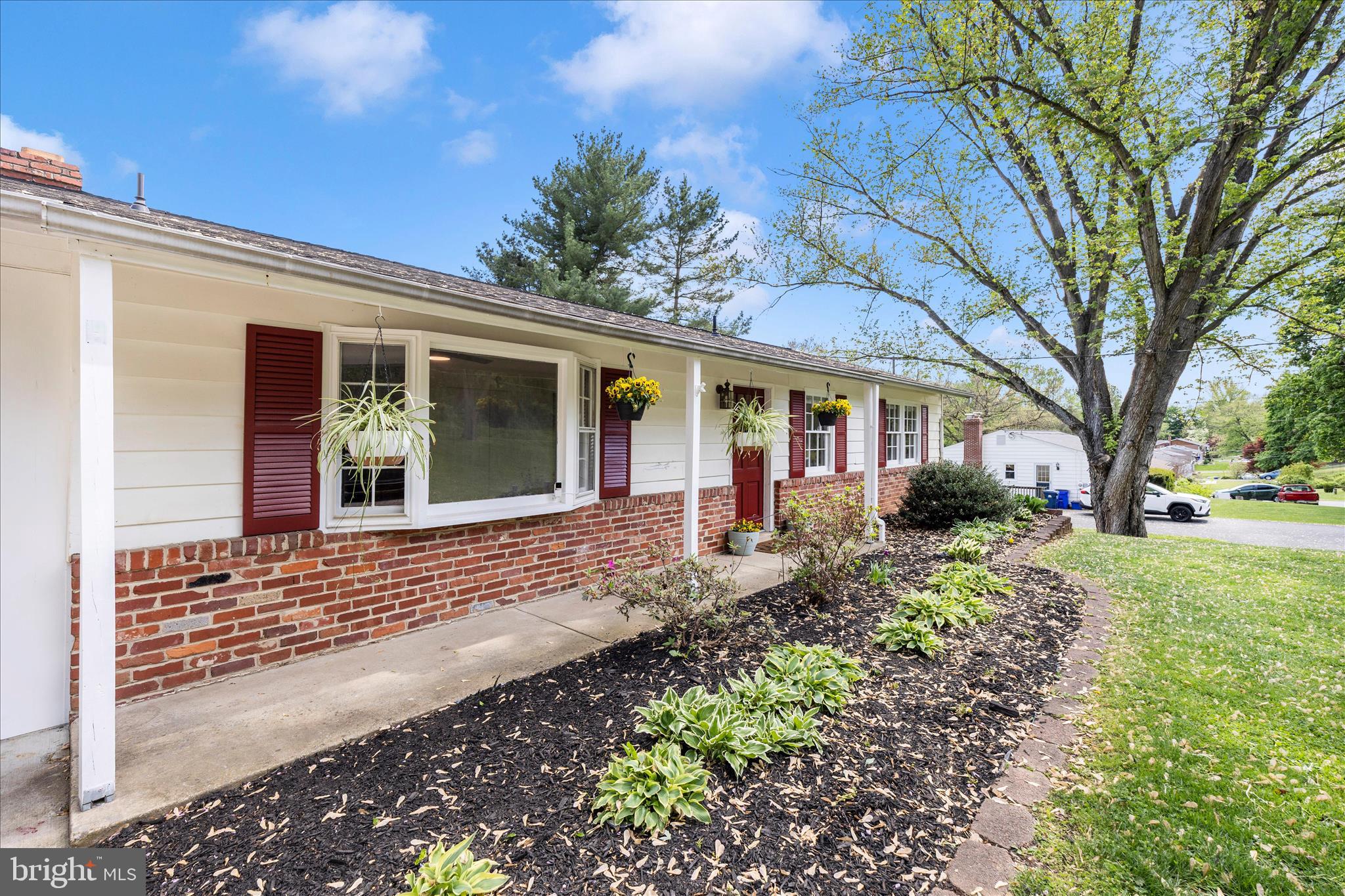 3007 Green Valley Road Ijamsville, MD 21754 - Photo 43 of 53 Front Entrance