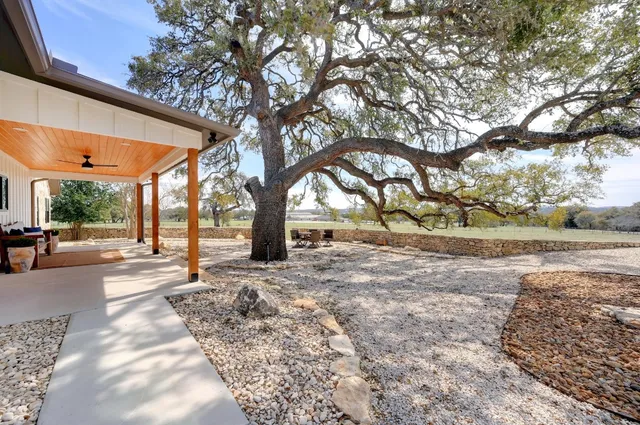 $1,499,999 | 1668 Rocky Road, Blanco, TX 78606