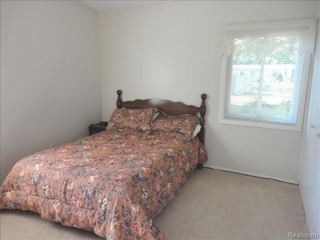 1157 Beta Road Walled Lake, MI 48390 - Photo 20 of 24 Master bedroom