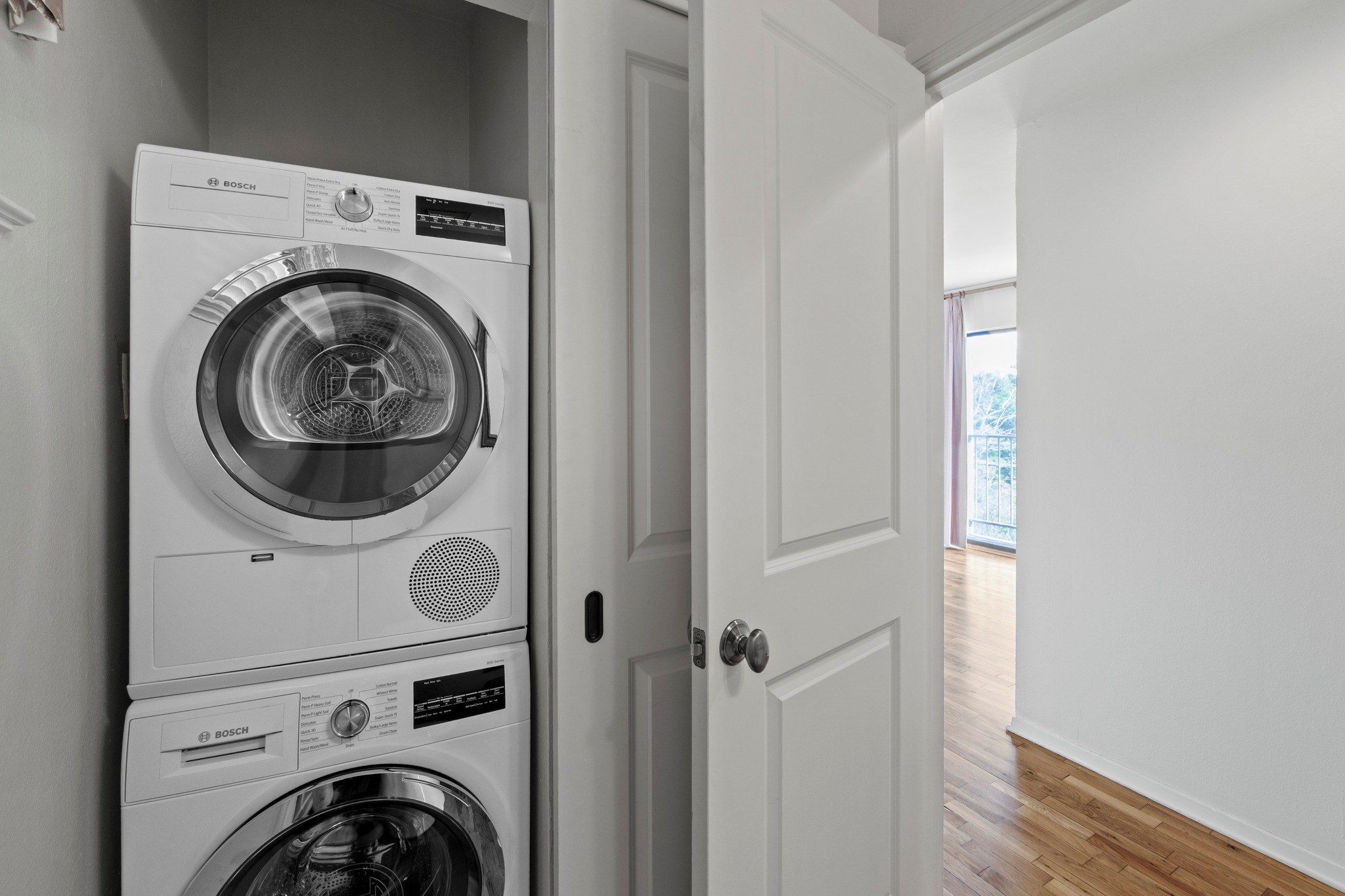409 East 38th Street, Unit 305 Austin, TX 78705 - Photo 13 of 22 Half bath + Laundry