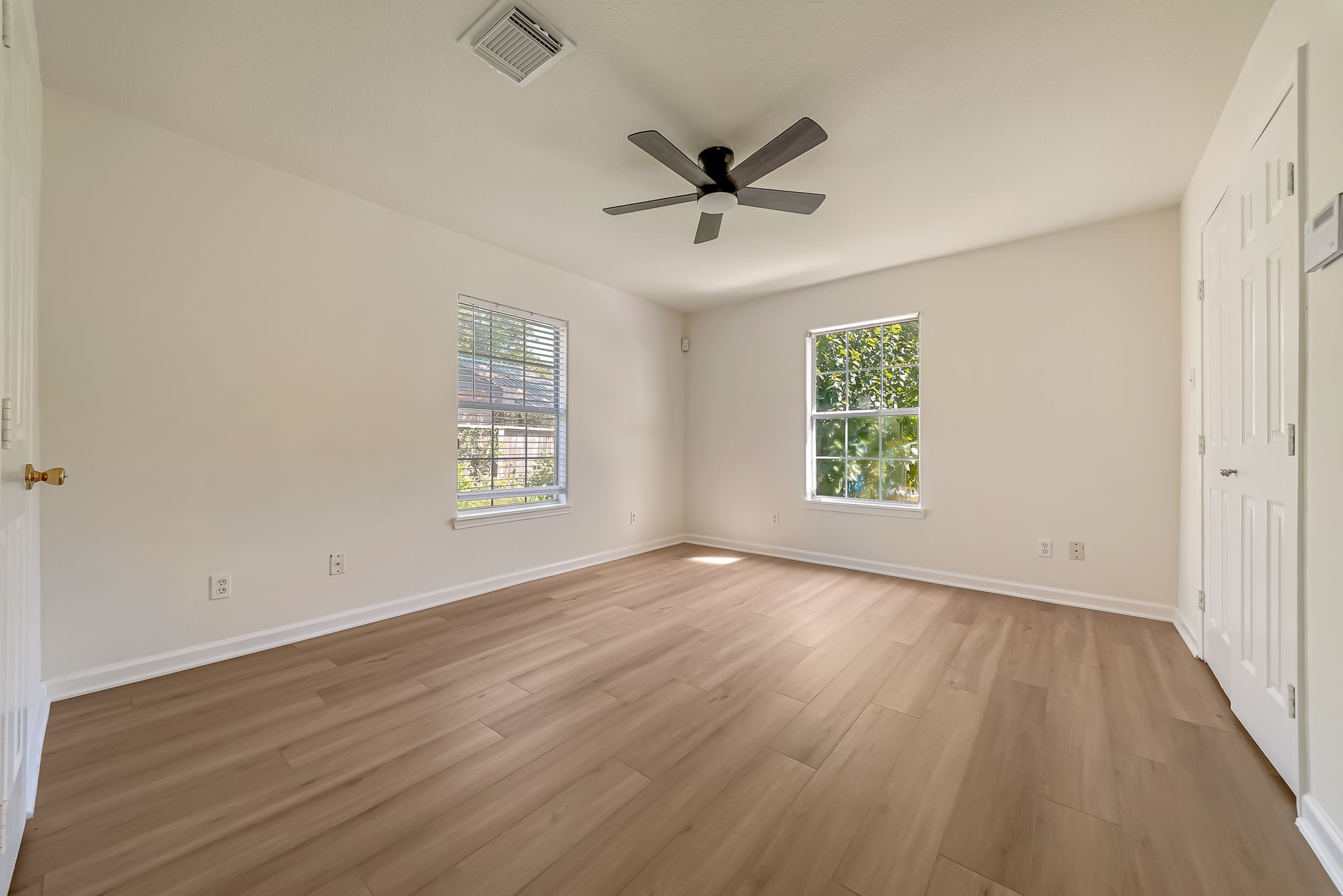 2422 Deutser Street Houston, TX 77093 - Photo 13 of 19 Gallery Image 13