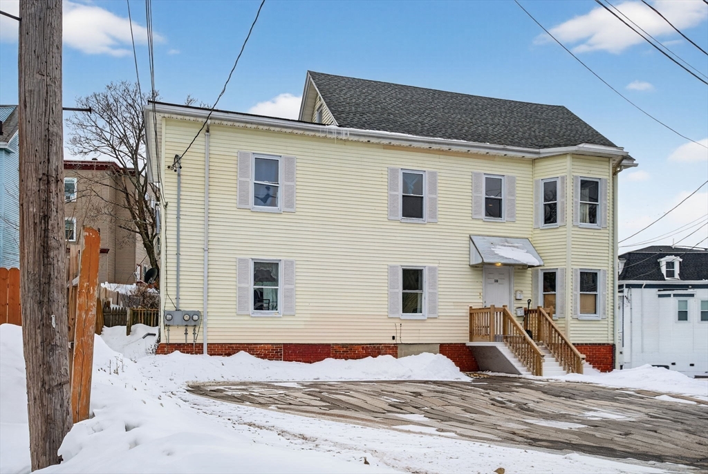 10 Valley Avenue Lynn, MA 01902 - Photo 2 of 42