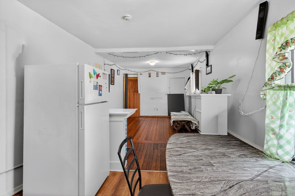 10 Valley Avenue Lynn, MA 01902 - Photo 24 of 42