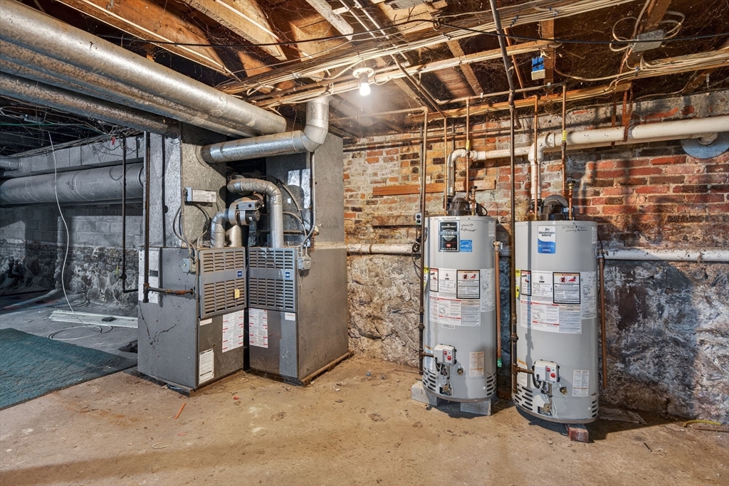 10 Valley Avenue Lynn, MA 01902 - Photo 33 of 42